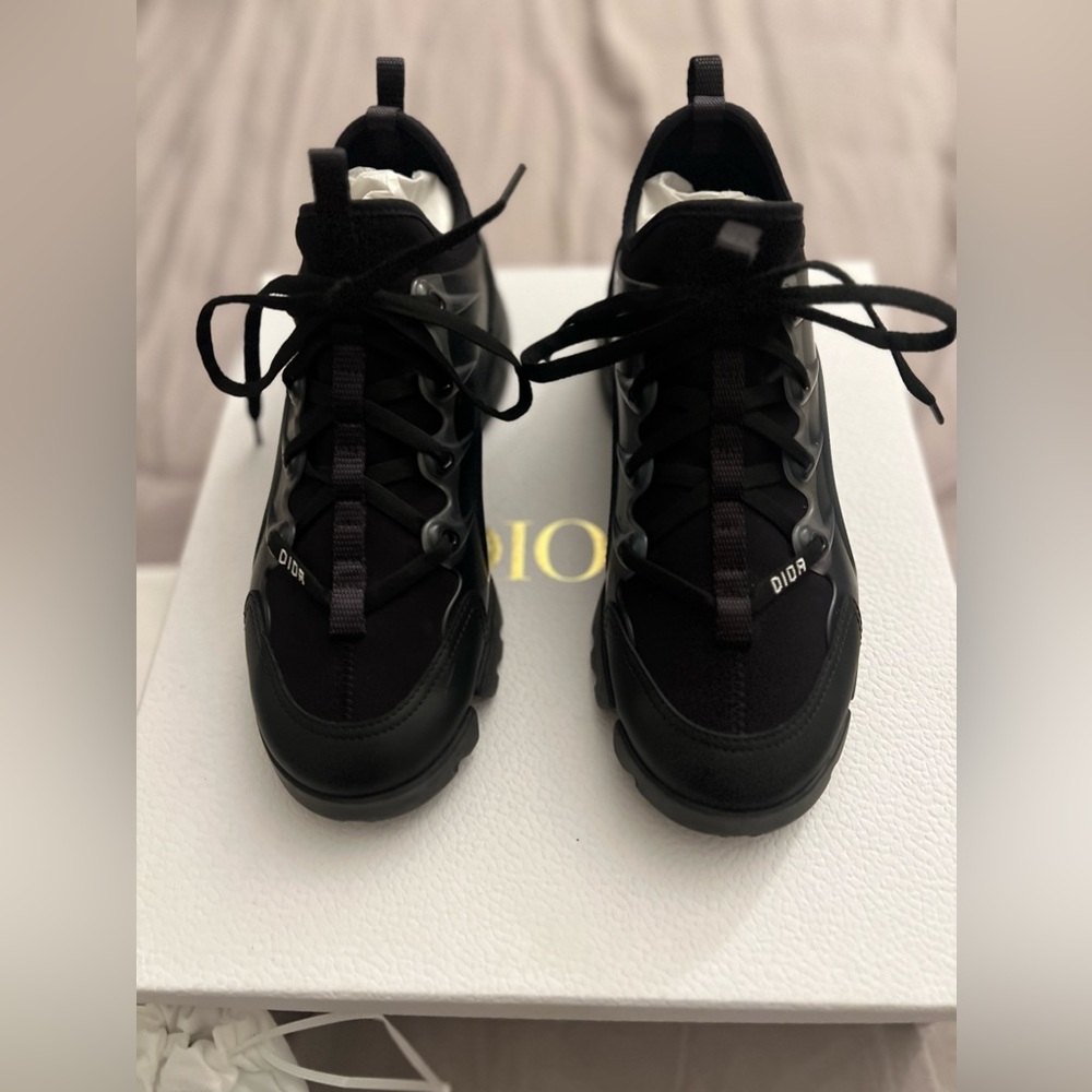 Christian Dior sneakers - Picture 2 of 5